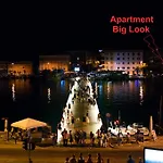 Big Look *