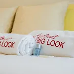 Big Look *